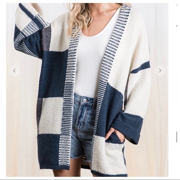 Boho Chic Color Block Knit Gorgeous Cardigan - Picture 2 of 4